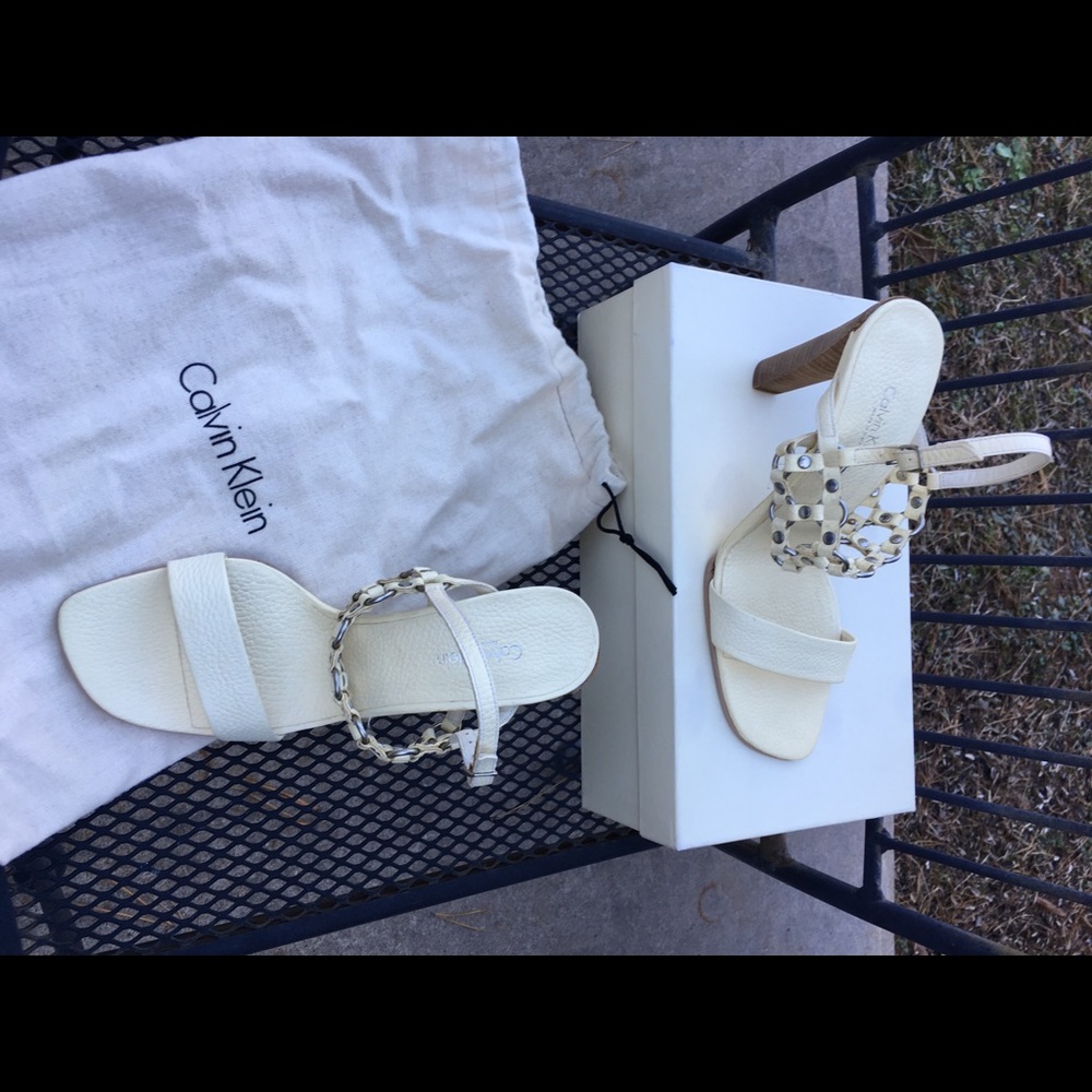 Calvin Klein Pellame Spot Matte Calf Cream Heels